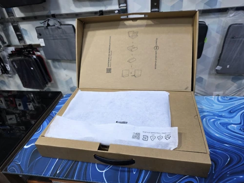 ASUS VIVOBOOK S15 OLED ULTRA 9 185H 14ÈME 16GB 7400MHZ 1000GB NVME 16P 3K OLED 120HZ BOITE