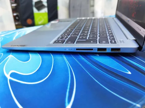 LENOVO IDEAPAD 5 PRO 14 RYZEN 7 6800HS 16GB DDR5 6400MHZ 1000GB SSD 14P 2K