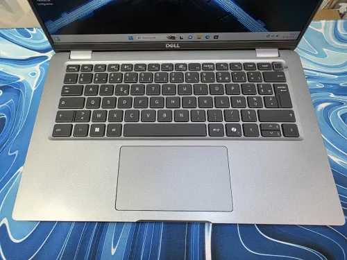 DELL PRECISION 3490 CORE ULTRA 5 135H 32GB DDR5 512GB NVME