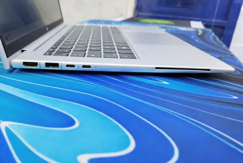 HP ELITEBOOK 840 G10 I7 1335U 13ÈME 16GB DDR5 512SSD 14P