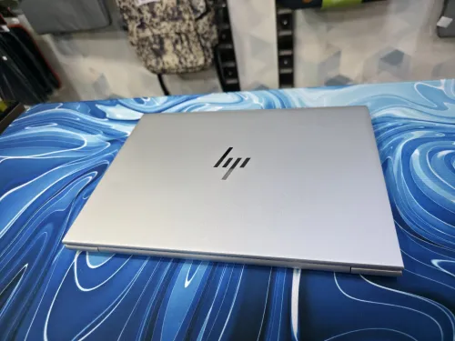 HP ELITEBOOK 830 G9 TACTILE CORE I5 1245U 12ÈME GÉN 16GB DDR5 256SSD NVME 13.3P IPS FHD