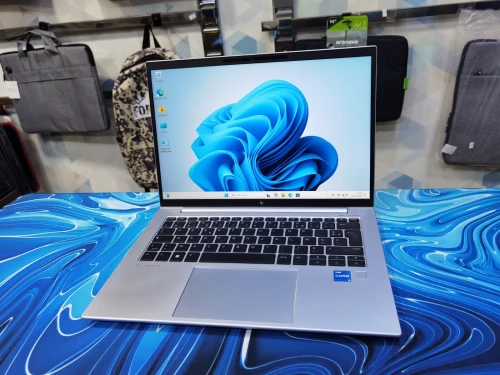 HP ELITEBOOK 840 G9 CORE I5 1240P 16GB DDR5 256SSD