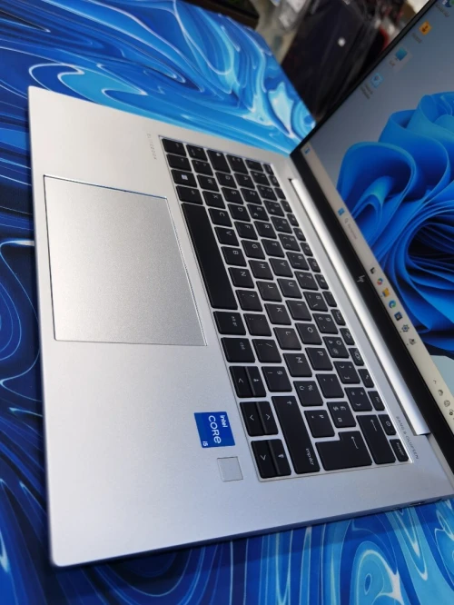 HP ELITEBOOK 840 G10 I7 1335U 13ÈME 16GB DDR5 512SSD 14P
