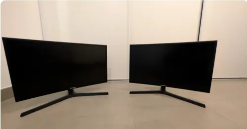 DES ECRANS 24 ET 22 POUCES