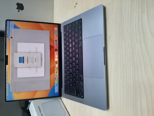 MACBOOK PRO 2020 ET 2021 L ETA 10/10 Garatie 3 mois