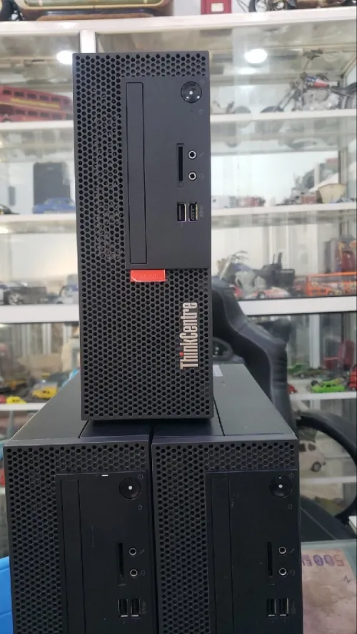 UN LOT DES UNITÉS CENTRALES LENOVO I3 6 ÈME GÉNÉRATION 256G SSD D ORIGINE D EUROPE 