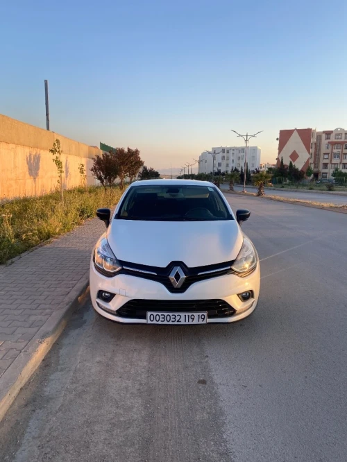 Renault Clio 4 2019 Limited 2