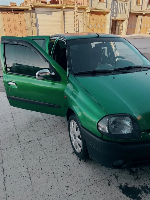 Renault Clio 2 2000 Extreme