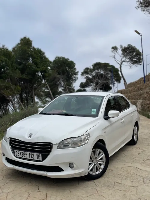 Peugeot 301 2013 Allure