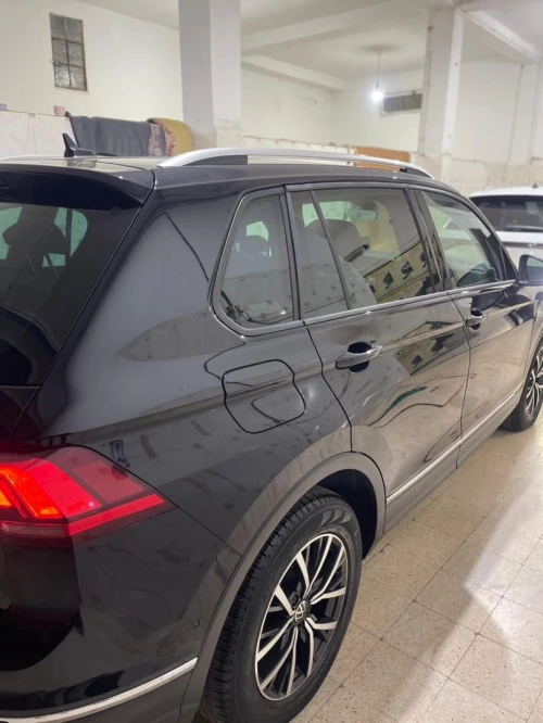 Volkswagen Tiguan 2021 