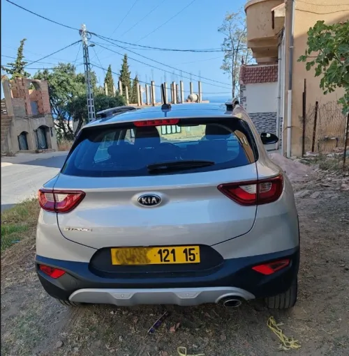 Kia Stonic 2021 Gris