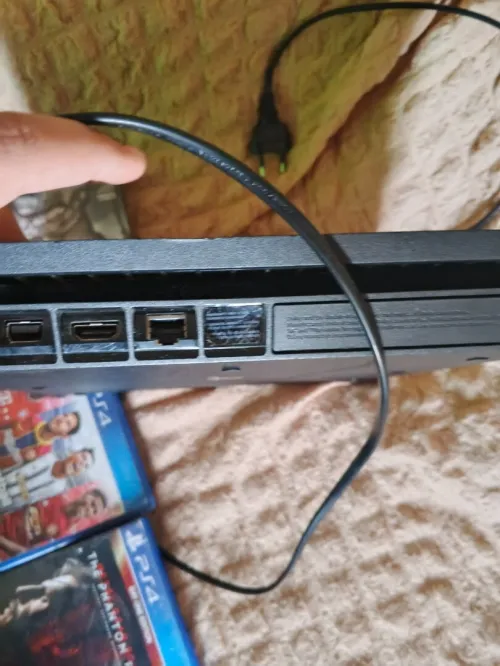 Ps4 slim