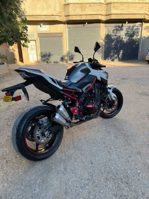 Kawasaki Z 900 2022