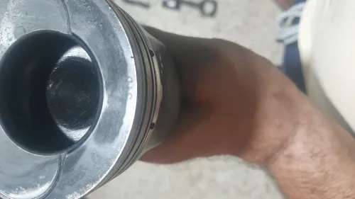Vilebrequin pistons et bielles polo police SDI d'origine