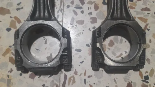 Vilebrequin pistons et bielles polo police SDI d'origine
