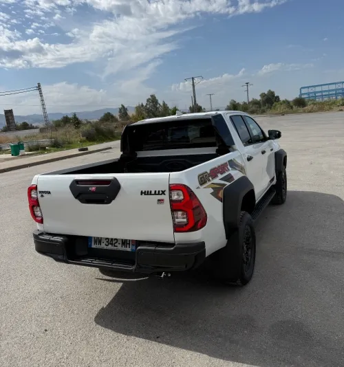 Toyota Hilux 2025 GR