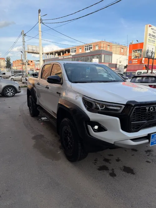Toyota Hilux 2025 GR