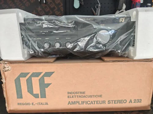 ampli RCF neuf 