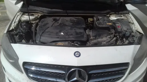 Électricien automobile كهرباء السيارات