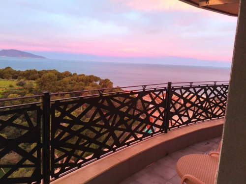 Location vacances Appartement F3 Tipaza Bou haroun