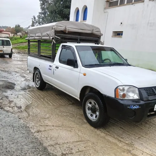 Nissan Pickup 2010 Pickup