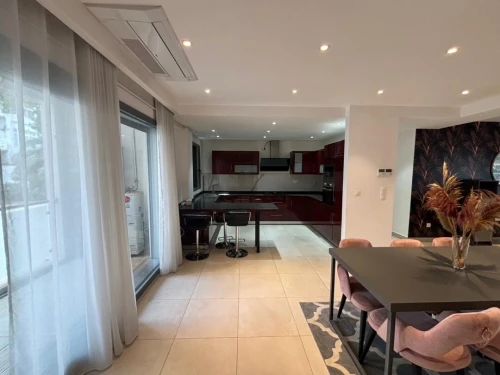 Location Appartement F4 Alger Hydra