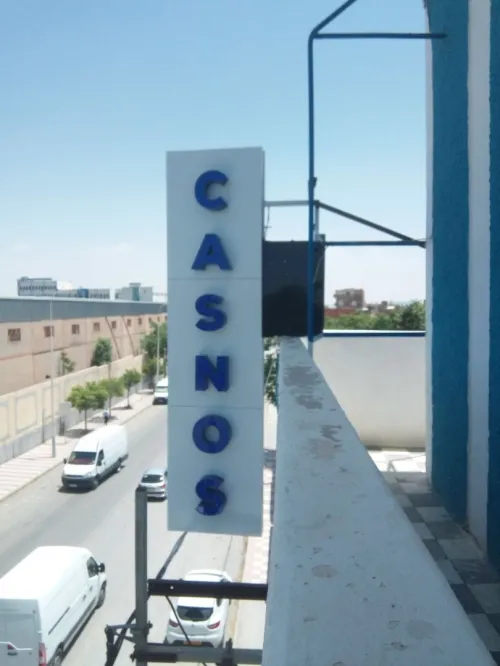 Façades publicitaires / الواجهات الاشهارية 