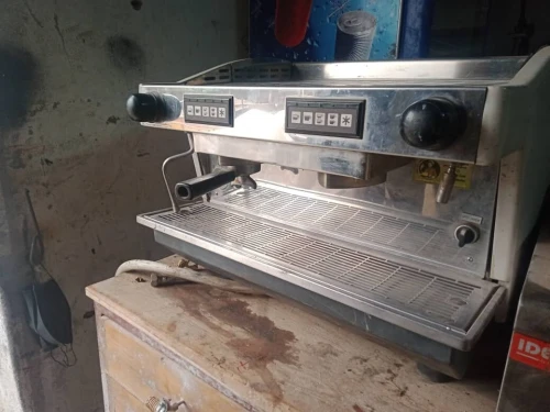 PRESSE A CAFE ELECTRIQUE DEUX BRAS MARQUE CIMBALI