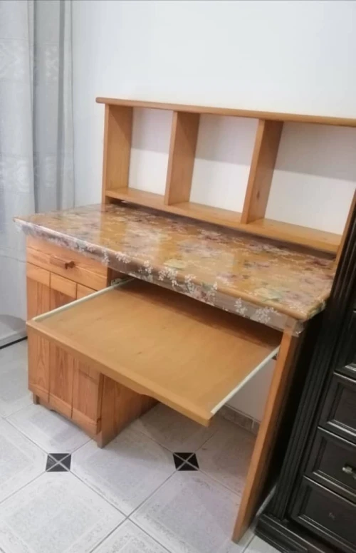 Bureau de travail ou de chambre