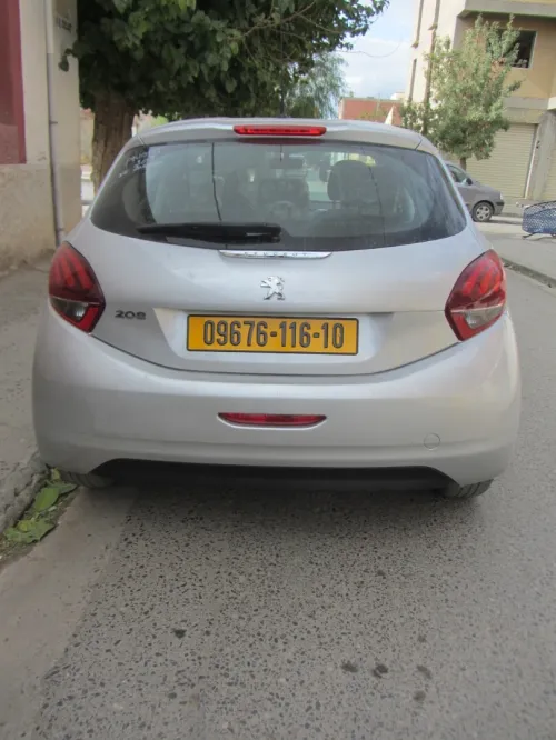 Peugeot 208 2016 Active Facelift