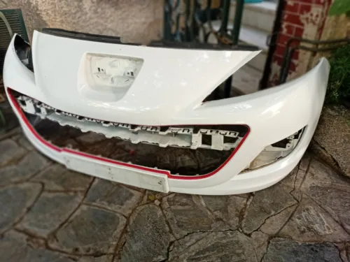 Pare-choc Peugeot 207
