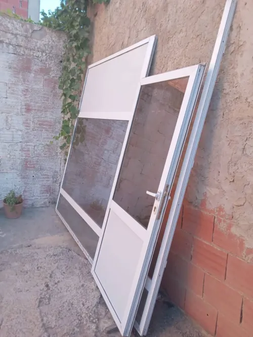 vitrine en aluminium 