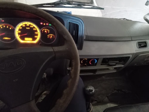 JAC 1030 plateau 2015