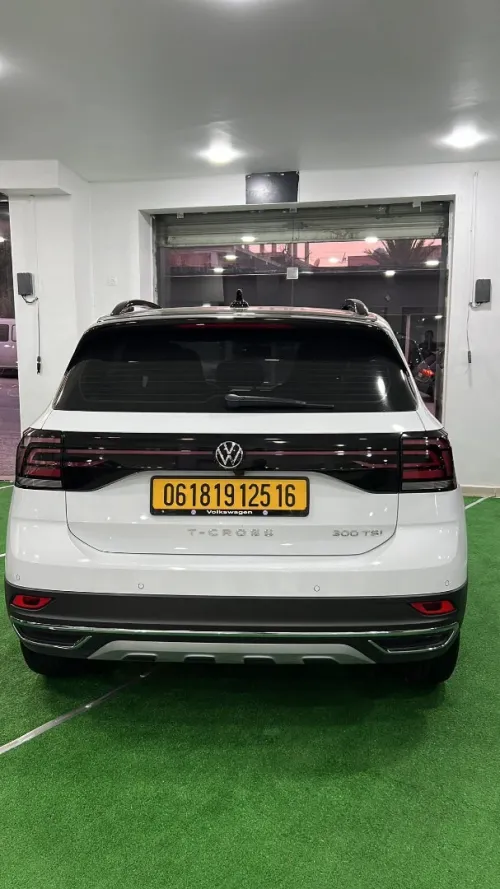 Volkswagen Tacqua 2025 R line