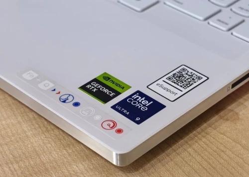 LENOVO LEGION PRO 7