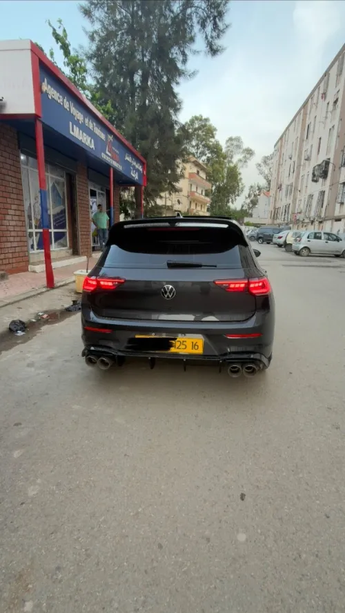 Volkswagen Golf 8 2025 R-Line
