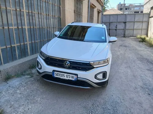 Volkswagen T-Roc 2023 