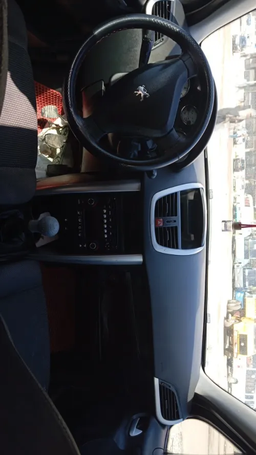 بيجو 207 2012 