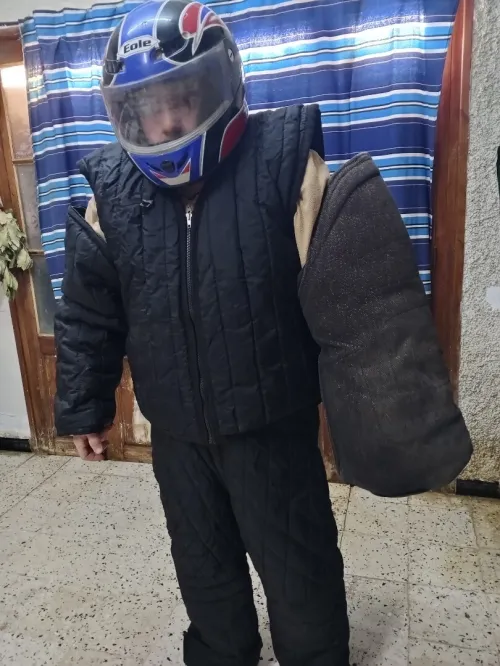 Costume d' attaque pour chien
