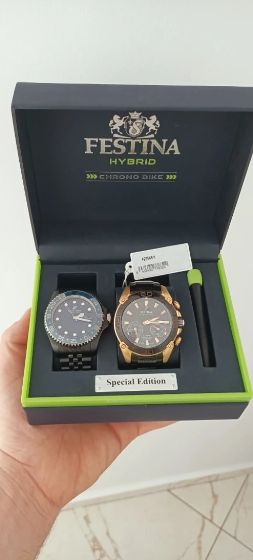 Festina et Beverly hills