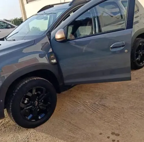 Renault Duster 2024 Gold