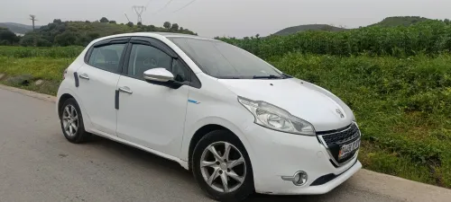 Peugeot 208 2013 Allure