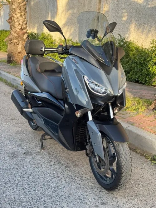 Xmax tech max Yamaha 2022