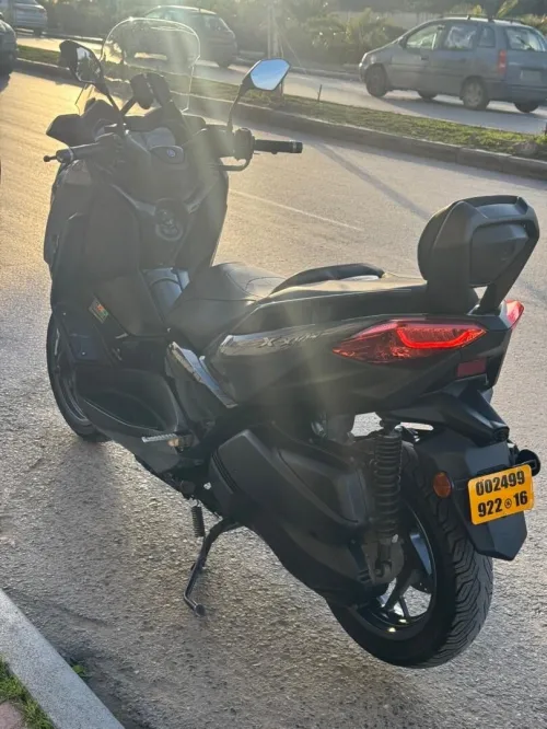 Xmax tech max Yamaha 2022