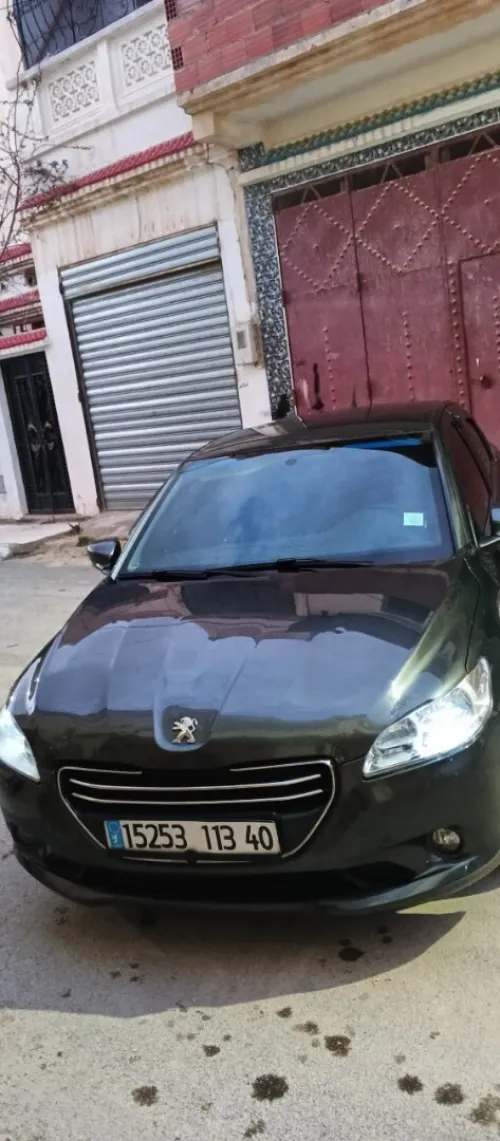 Peugeot 301 2013 Allure