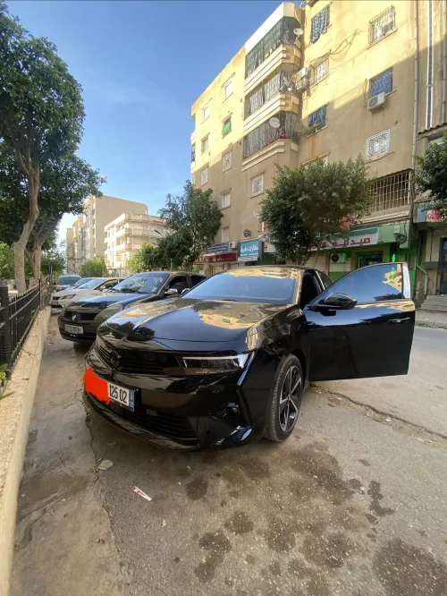Opel Astra 2025 2025