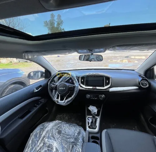 Kia Kx1 2026 Luxury