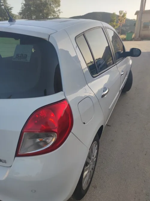 Renault Clio 3 2012 Night and Day