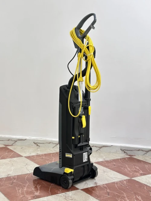 Aspiro-brosseur pour moquettes Kärcher CV 38/2