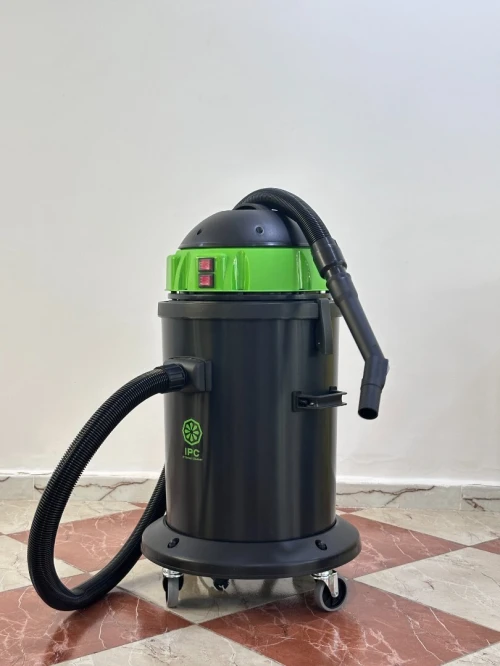 Aspirateur professionnel eau et poussière IPC YP 2/62